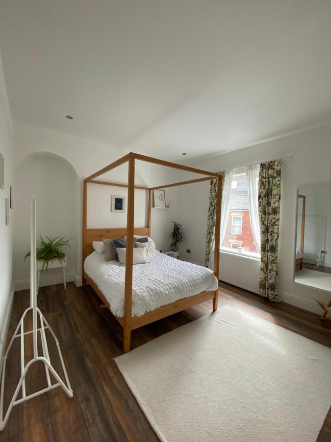 Luxury Spacious Renovated Townhouse Grantham Exterior foto