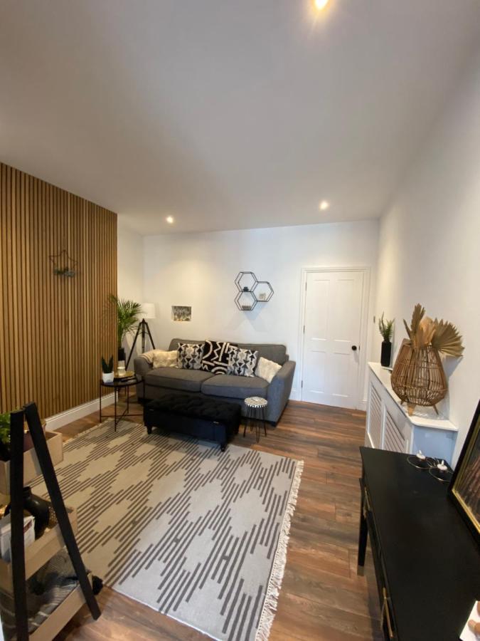 Luxury Spacious Renovated Townhouse Grantham Exterior foto